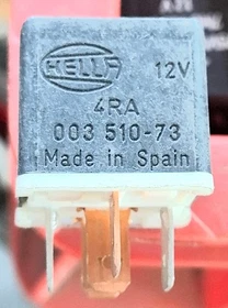 Relay 297 106 AUTO BMW SKODA TOYOTA VOLVO VW AUDI OPEL SEAT MAZDA FORD