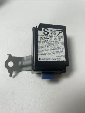 8974076010 LEXUS Smart Key Receiver Module Ecu Ecm CT200H