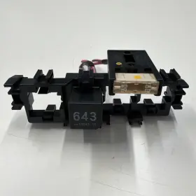4E0937503 AUDI Front Lower Right Fuse Relay Box Holder A6