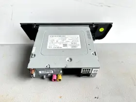 4G0035187F AUDI Dashboard Lower Am Fm Cd Player Radio Module #3