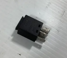 7M0951253C AUDI Multifunction Relay