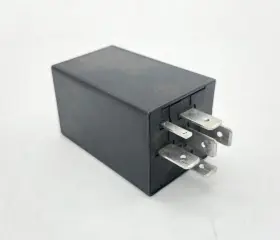 8E0-907-307D AUDI Servotronic Relay A4 A6 S4 #3