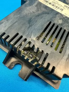 6135345589601 BMW Footwell Control Module High Eks 330I #2
