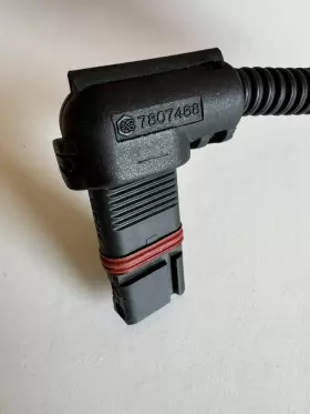 7807468 BMW Connector #2