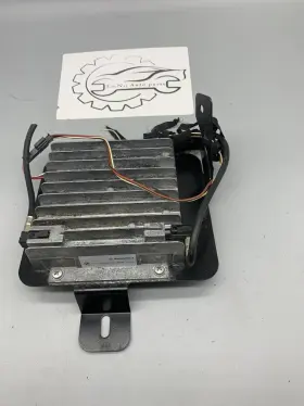 745LI BMW Radio Amplifier Module