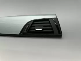 9205356-07 BMW Front Dashboard Air Vent Grille Panel #2