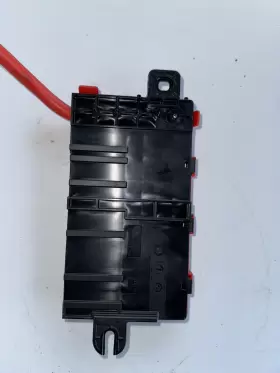 922775204 BMW Power Distribution Control Fuse Box Module #3
