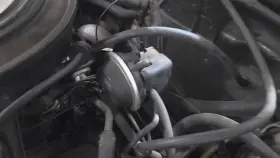 592.GM4W84 BUICK Riviera Cruise Servo