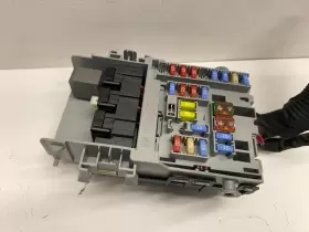 13222786 CADILLAC Right Passenger Interior Fuse Box Relay Srx #2