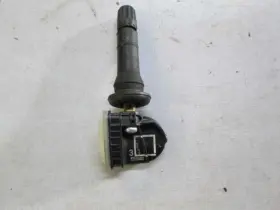 548.GM6N19 CADILLAC Tire Pressure Sensor Xts