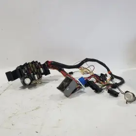 663.GM6Q89 CADILLAC Brougham Interior Fuse Box