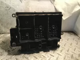 15328806-05 CHEVROLET Fusebox 2500 Chevy Silverado #3