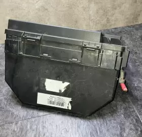 04692305AF CHRYSLER Town Tipm Fuse Relay Box Caravan Journey