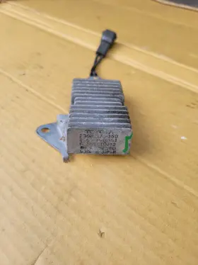 23080-70050 DENSO Cressida Fuel Pump Resistor Relay Control