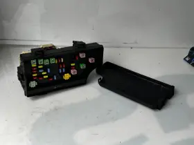P68028008AC DODGE CHRYSLER Fuse Box Relay Control Module #2