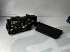 P68028008AC DODGE CHRYSLER Fuse Box Relay Control Module #3