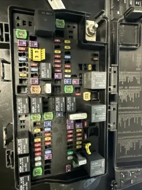 P68089578AG DODGE Fuse Box Tipm Integrated Power Module Ram #2