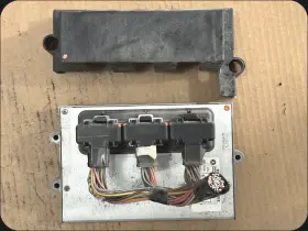 4886851 DODGE RAM Engine Module Ecu Ecm Pcm