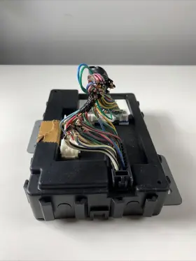 284B1-9GE4B ECM Armada Body Control Bcm J2 Titan #3