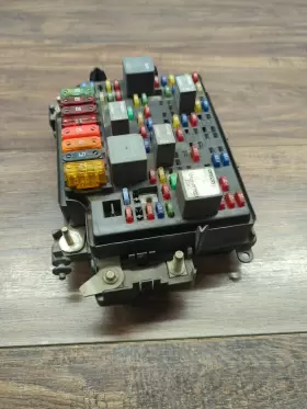 12193645-09 FACTORY OEM PART Engine Fuse Box Panel Bay Yukon #3
