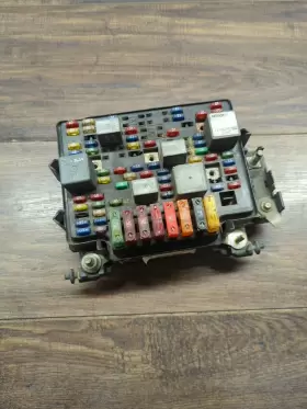 12193645-09 FACTORY OEM PART Engine Fuse Box Panel Bay Yukon