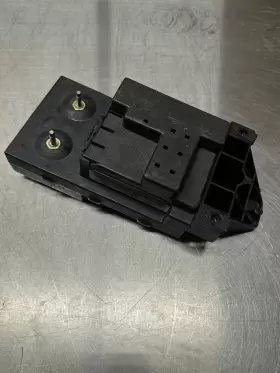 1C3T-14A067-CB FORD Fuse Relay Box F250 F350