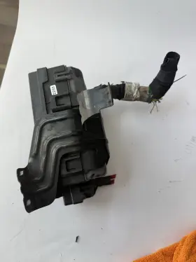 3L2T-14290-J4CPB FORD Auto Engine Fuse Box Relay Efb Explorer