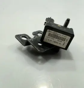 8L24-14B345-AA FORD Impact Sensor Mercury Mountaineer