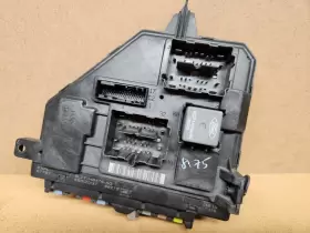 8L2T-14B476-AG FORD Fuse Relay Box Body Control Module Bcm #3