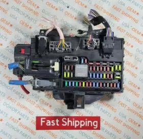 AL3T-15604-DD FORD Fuse Box Power Distribution F150