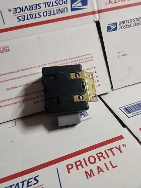 YW7T-17D541-AB FORD Wiper Relay Module Mercury Marquis Crown #3