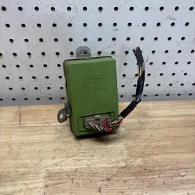 88240-14040 FUJITSU TEN Cruise Control Module Relay Toyota