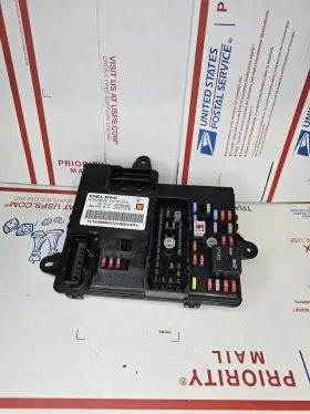 25906892 GM Hhr Sky Body Control Module Bcm G5 Chevrolet