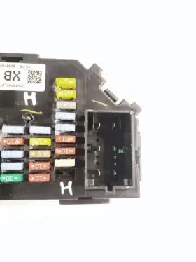 15780696 GMC Cabin Fuse Box Rwd Yukon #2