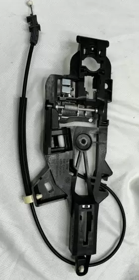 808587047 GMC Front Driver Exterior Door Handle Bracket