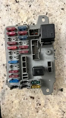 38200-SH3-A02 HONDA Interior Cabin Fuse Relay Unit Control