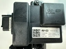 33040-B1000 HYUNDAI Fuel Pump Control Module Unit G80 Genesis #2