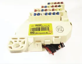 663.HY1V12 HYUNDAI Passenger Fusebox Equus #2