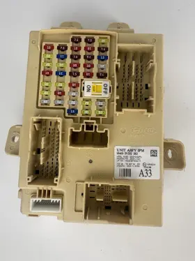 95400-3V332 HYUNDAI Bcm Body Control Module Fuse Box Azera