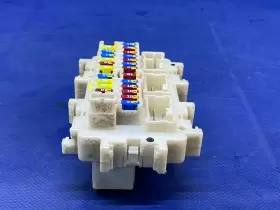 24350-4AN0A INFINITI Engine Bay Fuse Relay Box #2