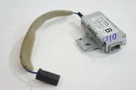 28231-4HBOA INFINITI Rear Radio Antenna Amplifier Control