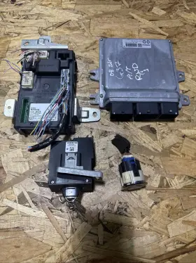 MEC105-041 INFINITI Ecm Bcm Key Set Rwd