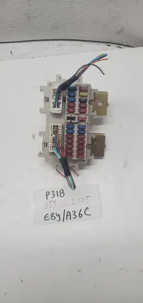 663.IN1X05 INFINITY Front Passenger Cabin Fuse Box Relay