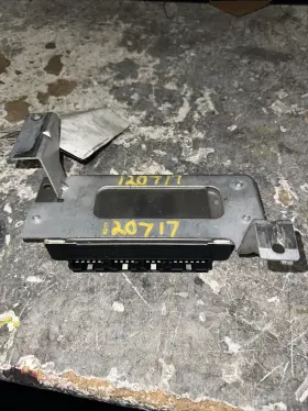 C2D5049 JAGUAR Differential Lock Control Module Pl Xjl Xjr Xj #3