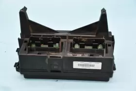 04692072AA JEEP Wk Power Junction Supply Fuse Relay Box