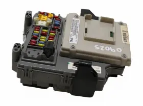 05179293AI JEEP Chassis Ecm Body Control Bcm Right Dash