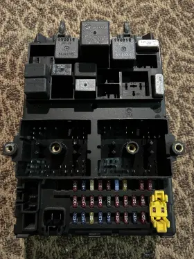 56042942AD JEEP Control Module Fuse Panel Cherokee