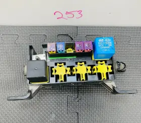 0K53A67BX1 KIA Fuse Relay Box Module Cover Sorento