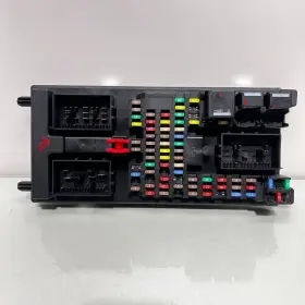 BH42-14F041-AA LAND ROVER Dash Interior Fuse Box Hse