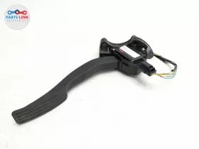 GK529F836AB LAND ROVER Gas Pedal Throttle Accelerator Sensor
